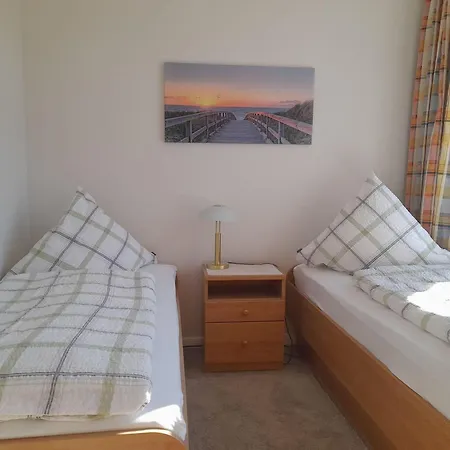 Gaestehaus-gorch-fock-wohnung-4-mit-direktem-meerblick Wyk auf Foehr