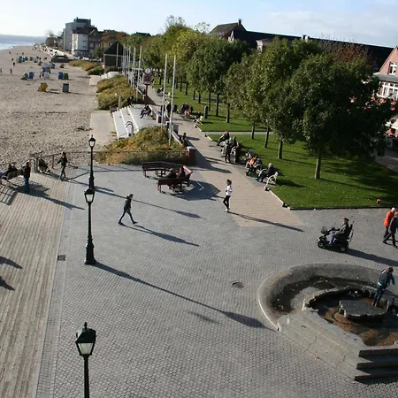 Apartment Gaestehaus-gorch-fock-wohnung-4-mit-direktem-meerblick