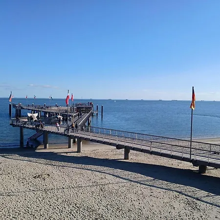 Gaestehaus-gorch-fock-wohnung-4-mit-direktem-meerblick