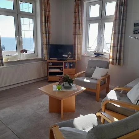 Gaestehaus-gorch-fock-wohnung-4-mit-direktem-meerblick Apartment *