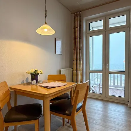 Gaestehaus-gorch-fock-wohnung-4-mit-direktem-meerblick Lejlighed *