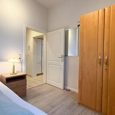 Gaestehaus-gorch-fock-wohnung-4-mit-direktem-meerblick