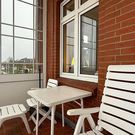 Gaestehaus-gorch-fock-wohnung-4-mit-direktem-meerblick Appartamento