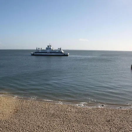 Gaestehaus-gorch-fock-wohnung-4-mit-direktem-meerblick Wyk auf Föhr